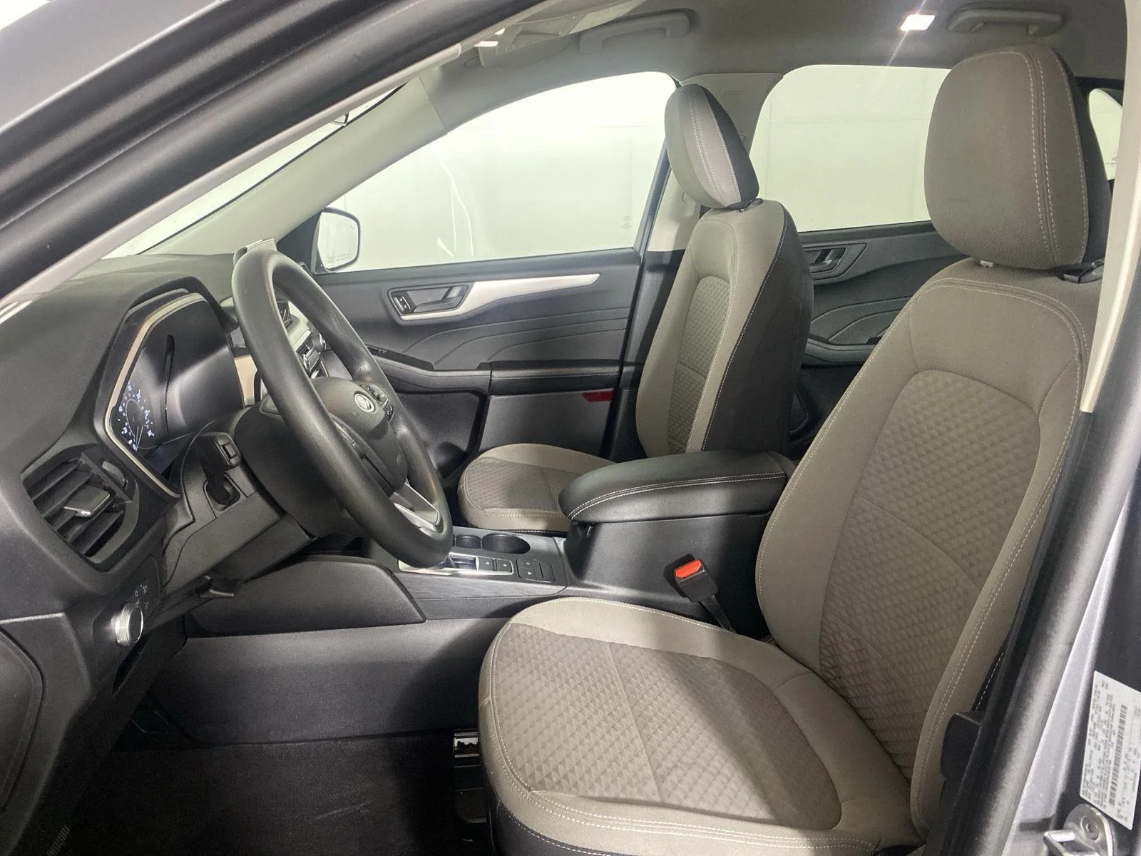 Used 2022 Carbonized Gray Ford SE image 13