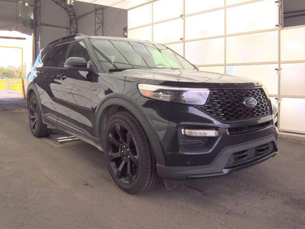Used 2020 Agate Black Metallic Ford ST image 2