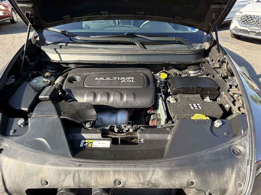 Used 2018 Gray Jeep Limited image 11