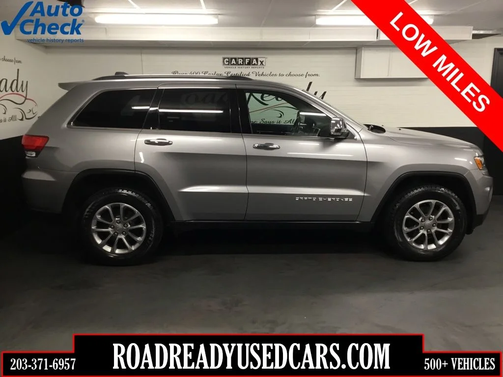 Used 2016 Silver Jeep Limited image 1