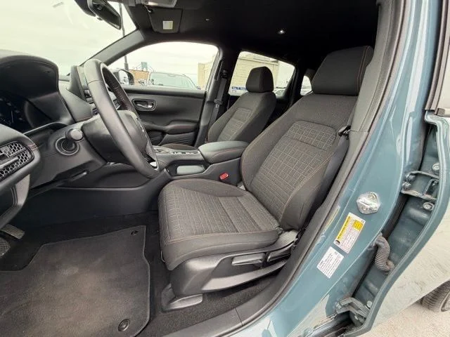Used 2024  Honda Sport image 10