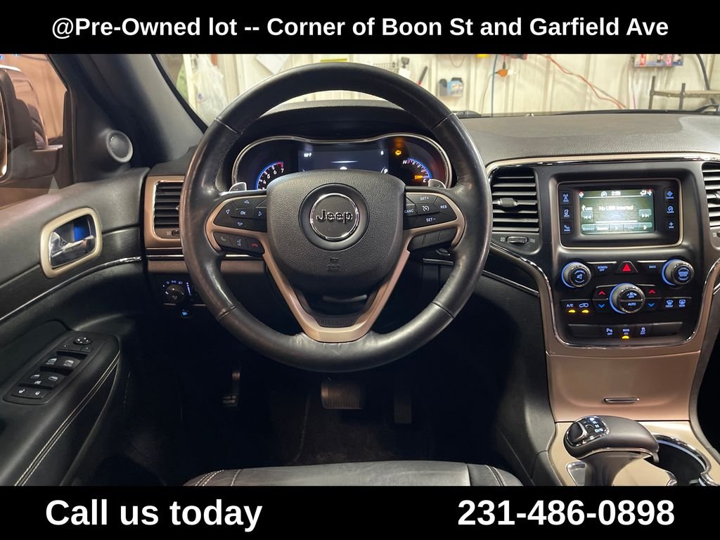 Used 2015 Green Jeep Limited image 17