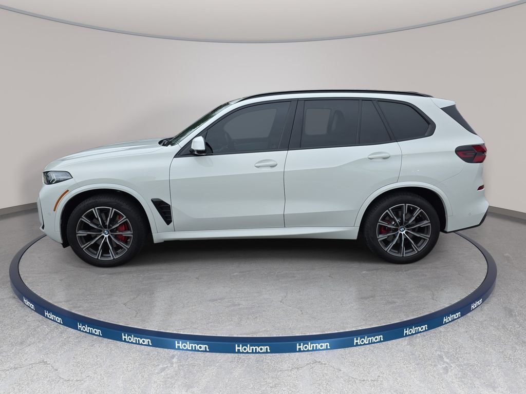 Used 2024 White BMW xDrive40i image 9