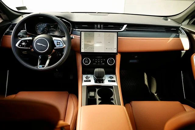 2026 Jaguar F-Pace R-Dynamic S - Photo 33