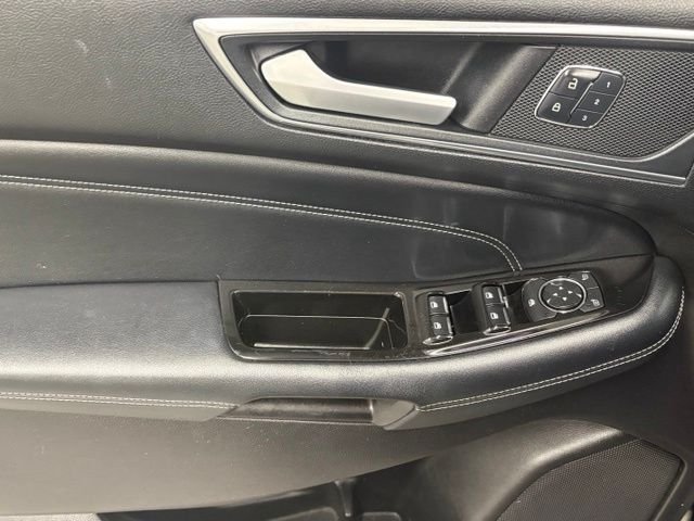 Used 2017 Black Ford Titanium image 14