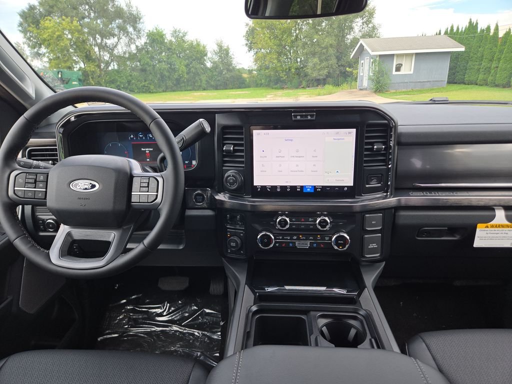 New 2026 Agate Black Metallic Ford F-250® Lariat® image 12
