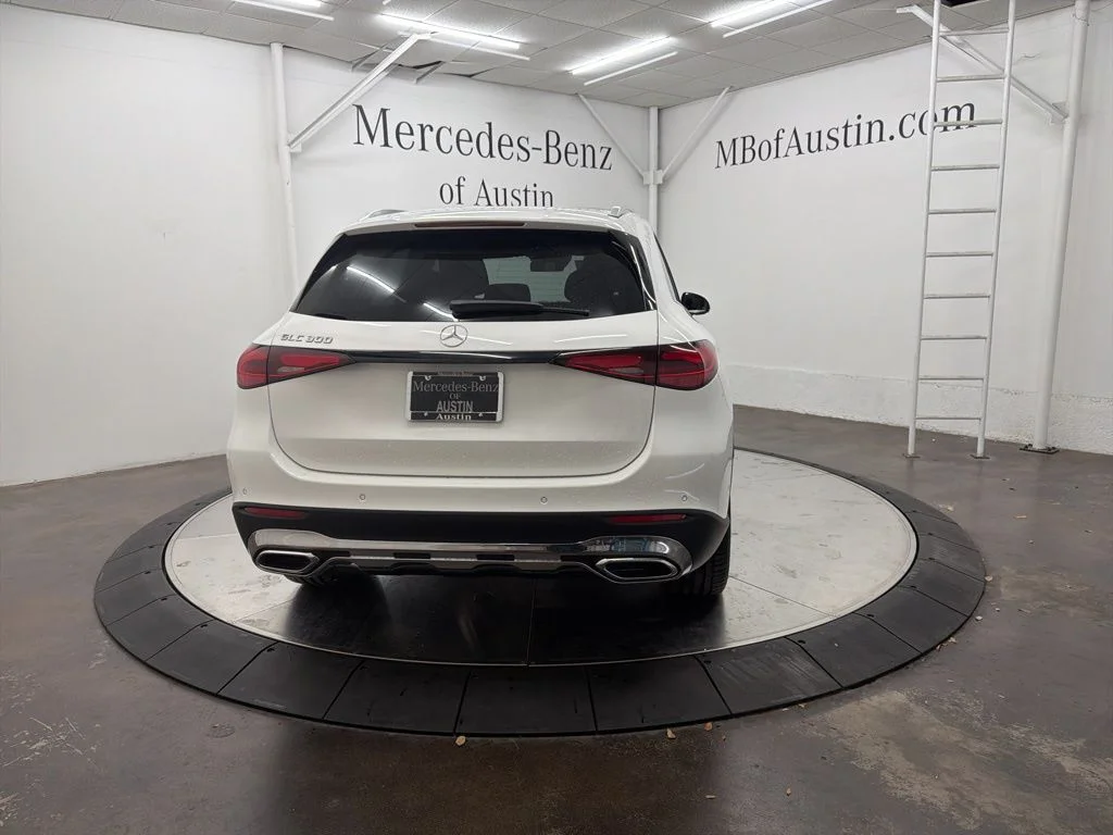 Used 2026 White Mercedes-Benz GLC 300 image 6
