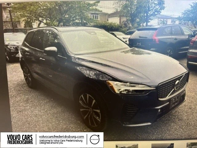 2024 Volvo XC60 B5 Plus Dark Theme AWD's photo