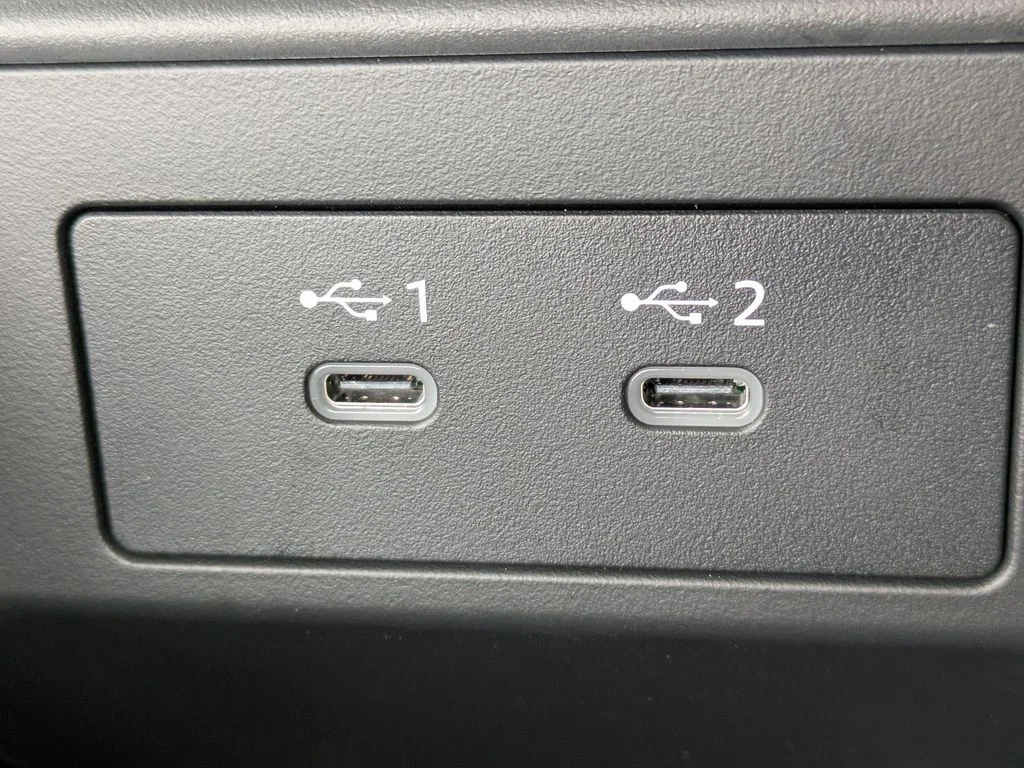 New 2026 Aspen White TriCoat / Super Black Two-tone Nissan Platinum image 22