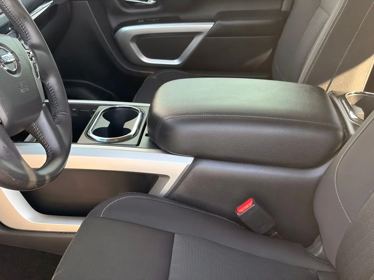 Used 2018 Magnetic Black Nissan SV image 16