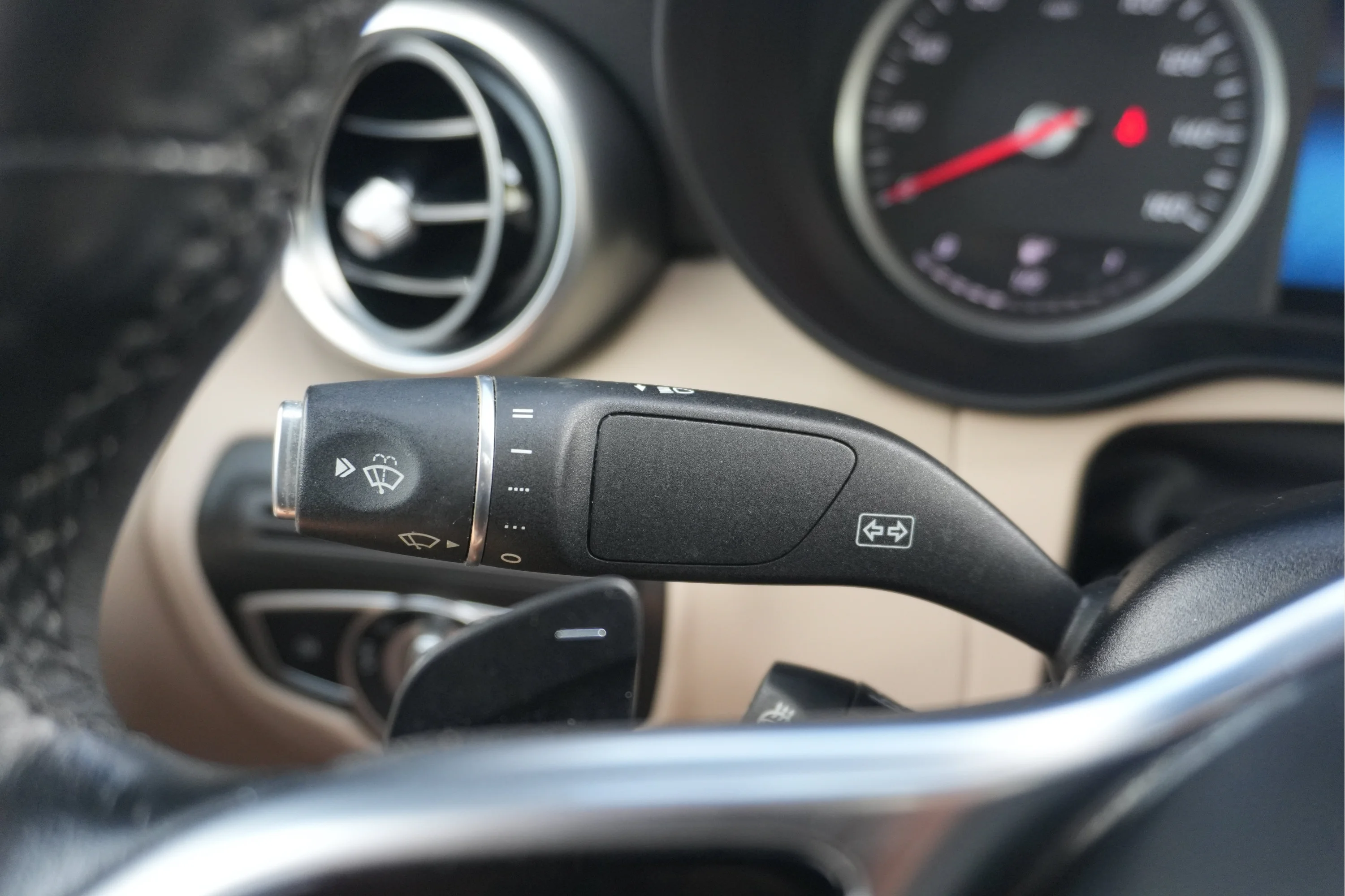 Used 2021 Lunar Blue Metallic Mercedes-Benz GLC 300 image 47