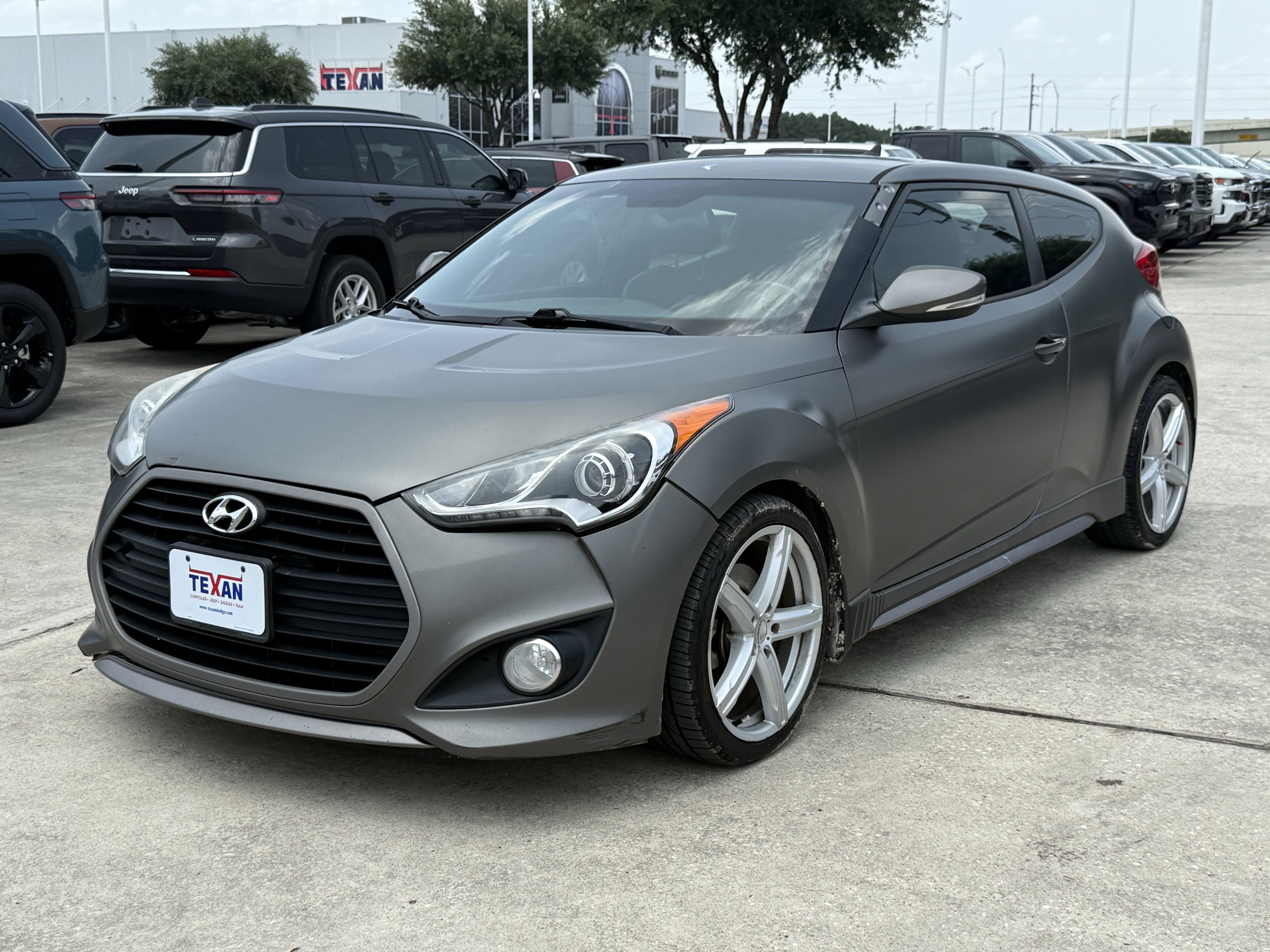 Used 2016 Matte Gray Hyundai Turbo image 9