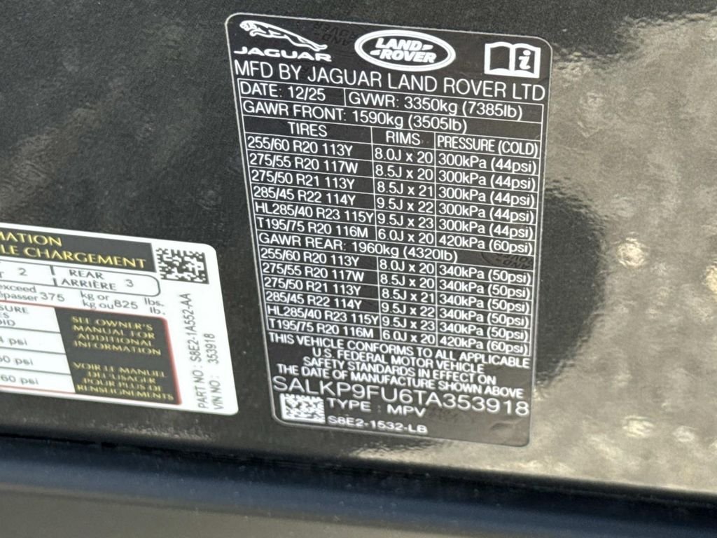New 2026 Carpathian Grey Land Rover SE image 30