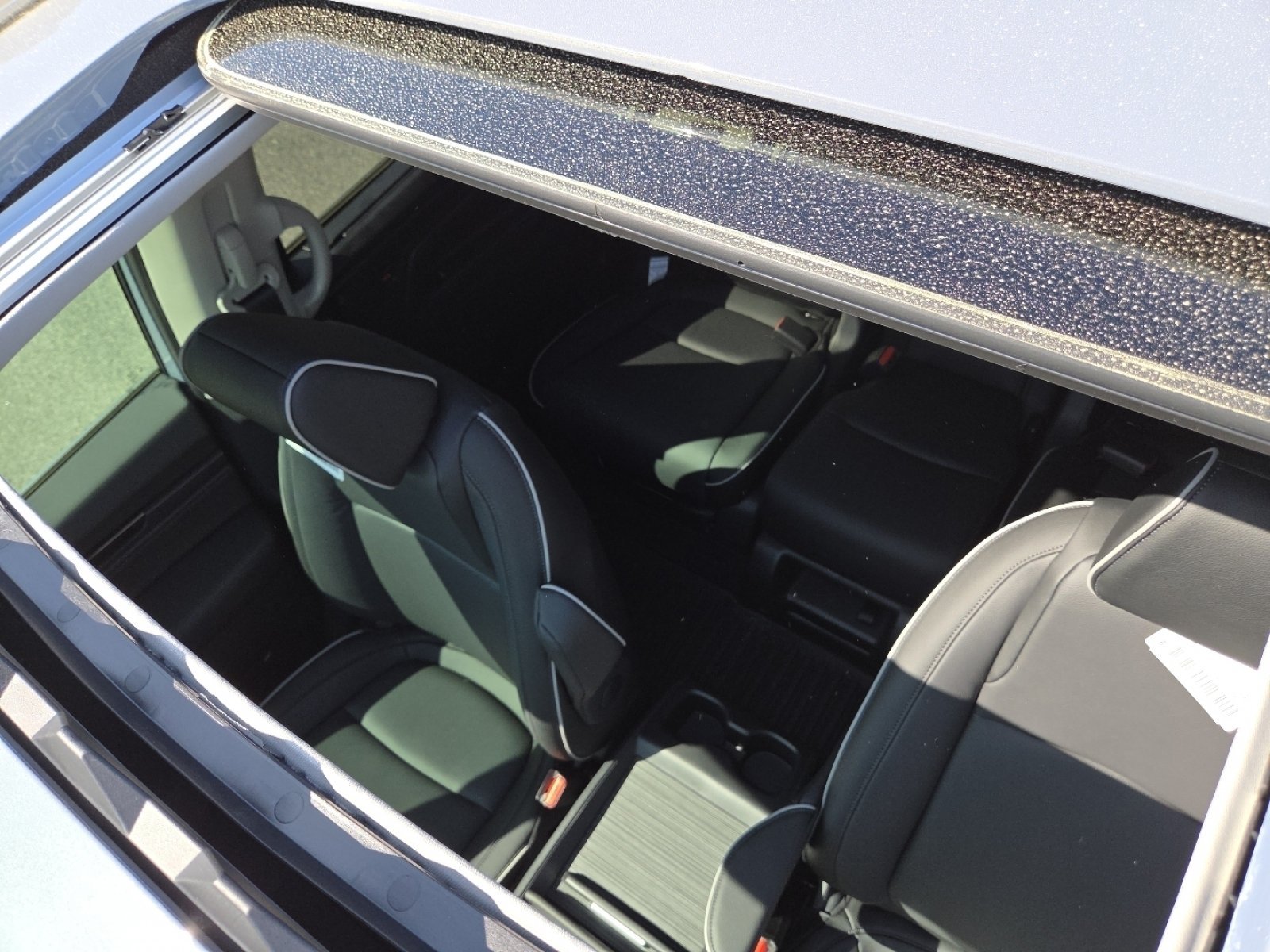New 2026 Sonic Gray Pearl Honda Touring image 11