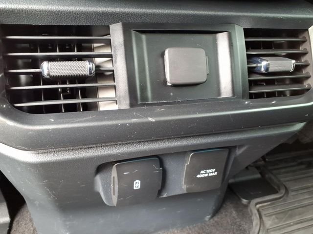 Used 2022 White Ford XLT image 20