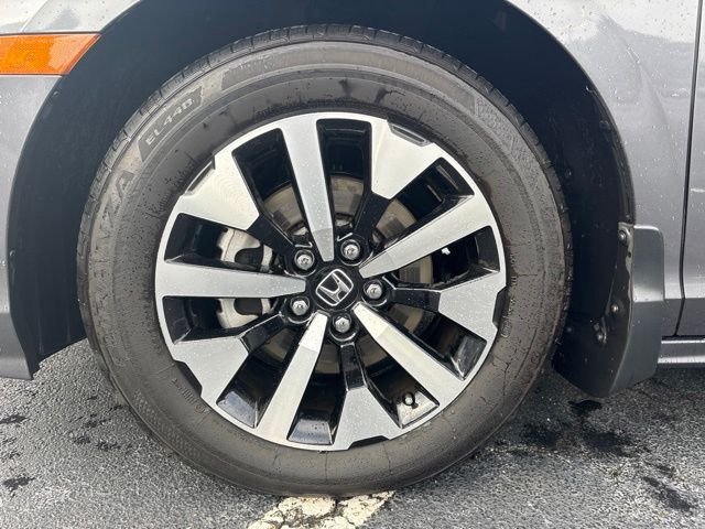 2025 Honda Odyssey EX-L - Photo 10