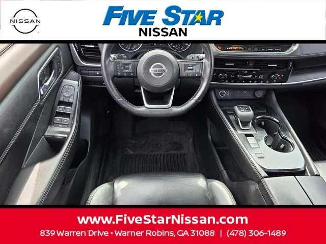 Used 2021 Red Nissan SL image 7