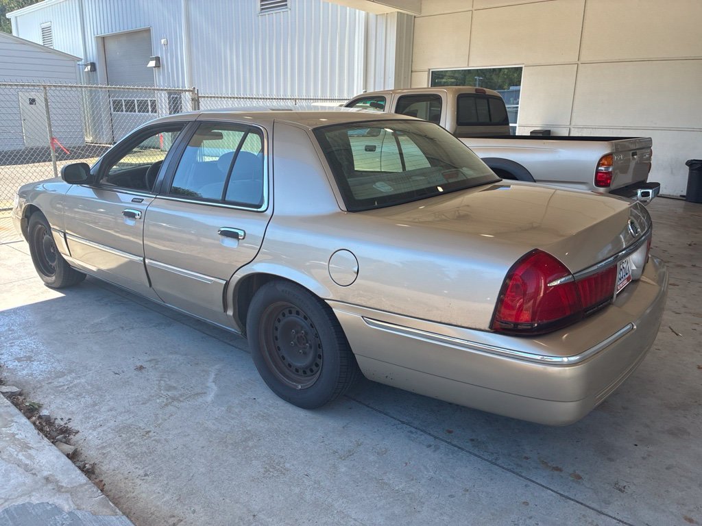Used 2000 Mercury Grand Marquis LS with VIN 2MEFM75W5YX635196 for sale in Hoover, AL