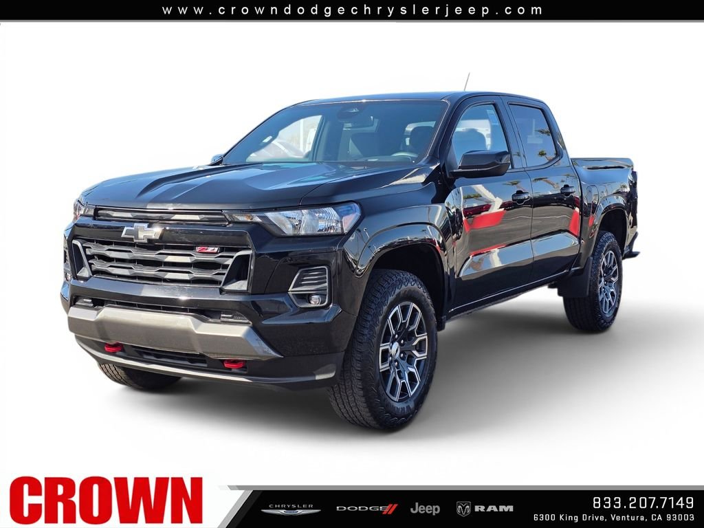 Used 2023 Black Chevrolet Z71 image 33