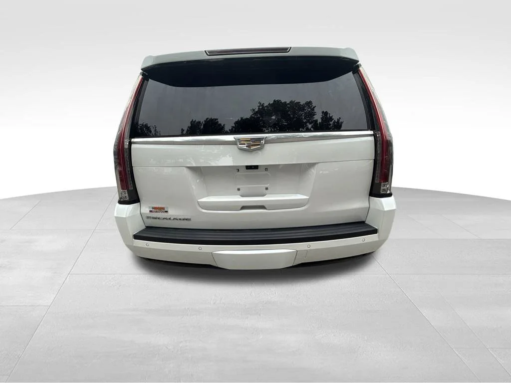 Used 2017 White Cadillac Luxury image 4