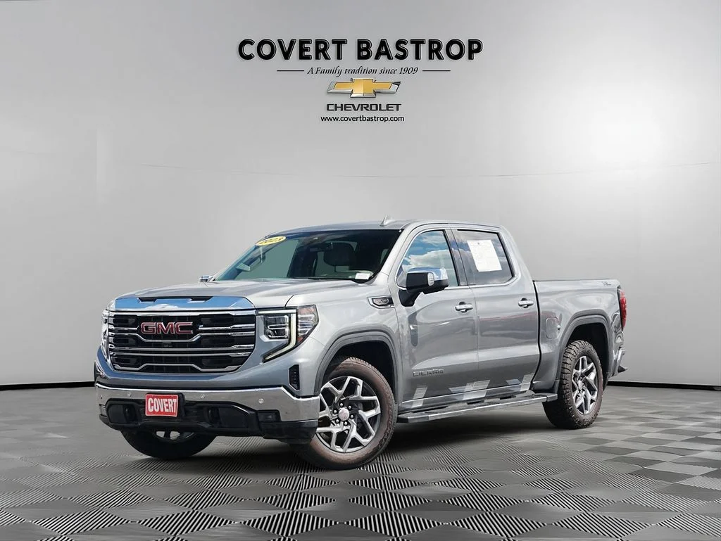 Used 2023 Silver GMC SLT image 1