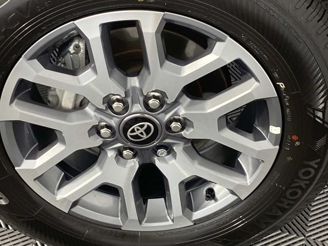 Used 2026 White Toyota SR5 image 31