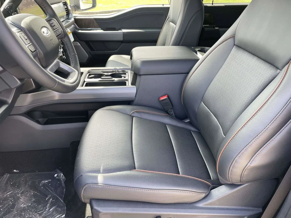 New 2026 Oxford White Ford F-350® Lariat® image 13