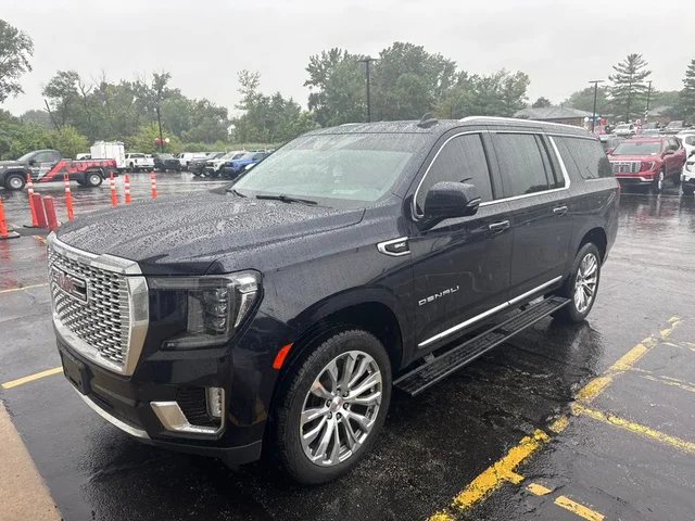 2022 GMC Yukon XL Denali