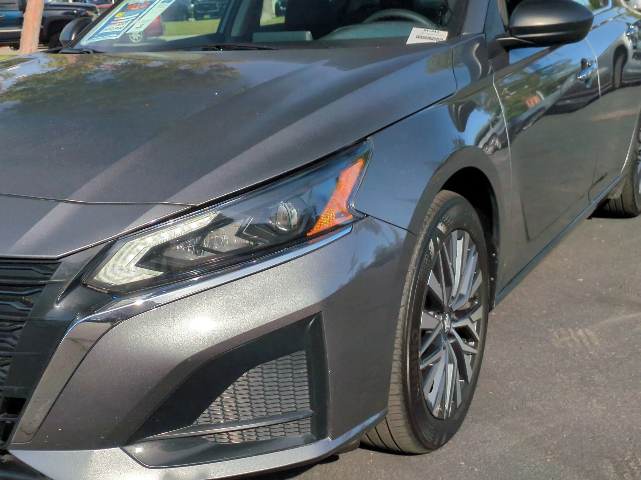 2025 Nissan Altima SV - Photo 9