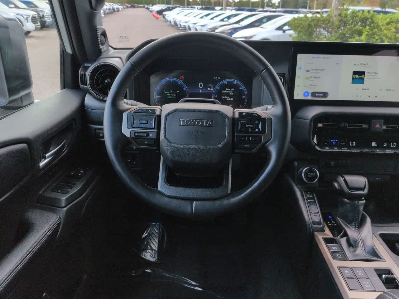 Certified Used 2025 Wind Chill Pearl Toyota  image 15