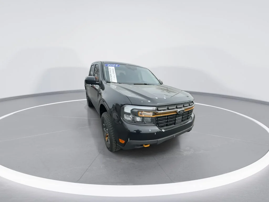 Used 2024 Black Ford Lariat image 3