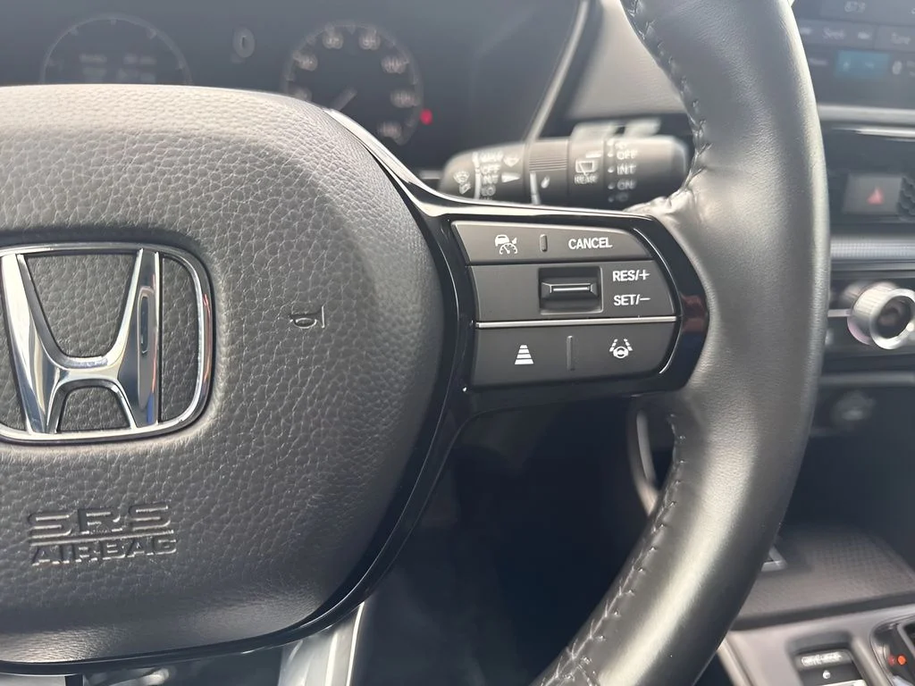 Used 2024 Blue Honda EX-L image 17