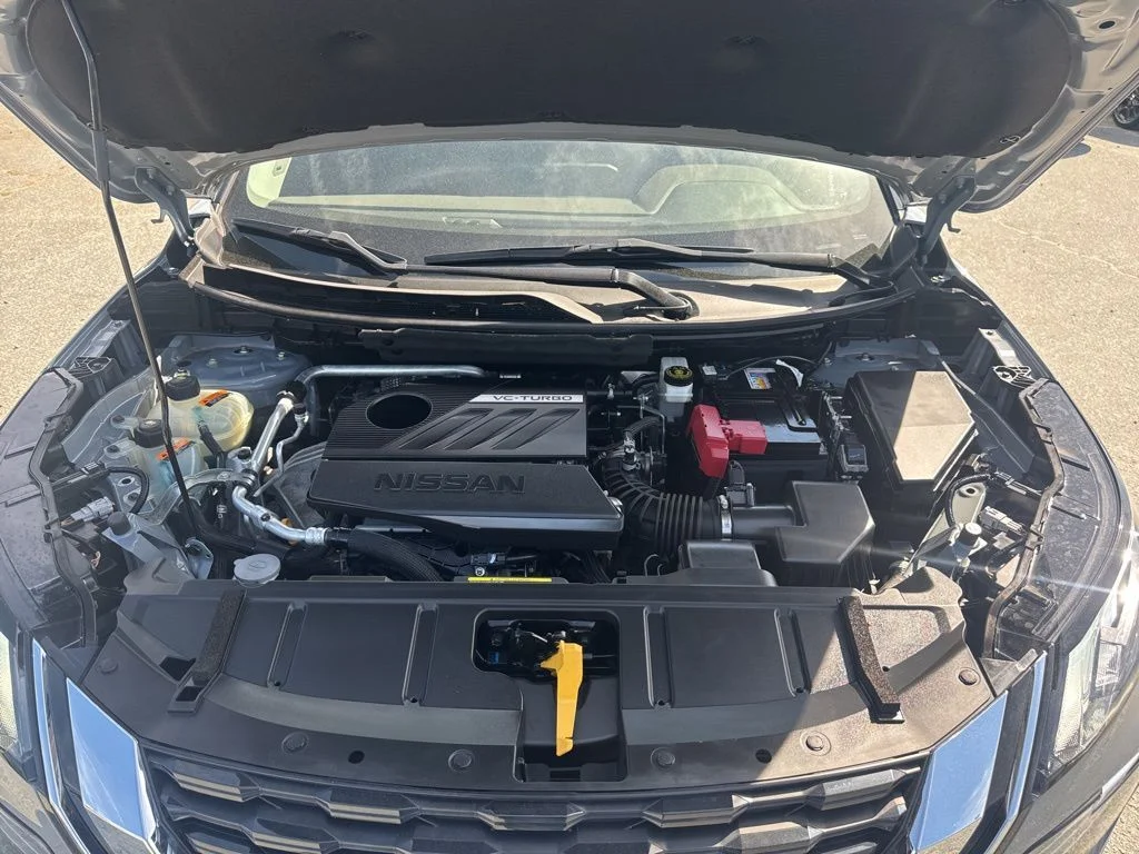 Used 2023 Gray Nissan SL image 35