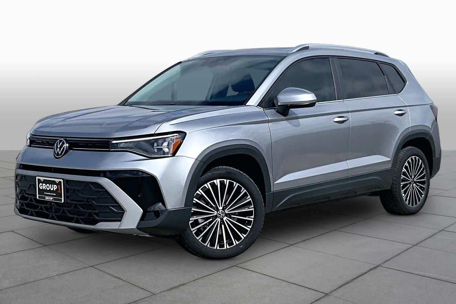 New 2026 Volkswagen Taos 1.5T SE FWD Sport Utility
