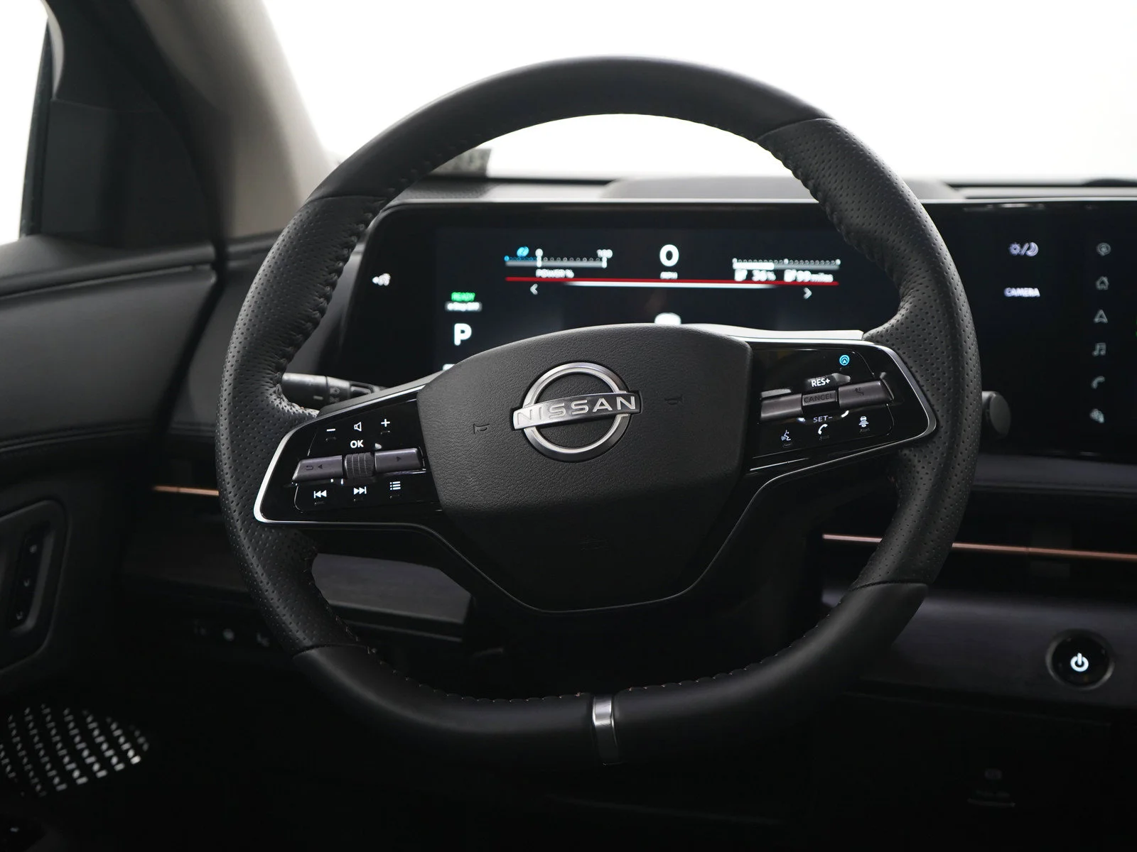 Used 2023 Northern Lights Metallic Nissan PREMIERE image 17