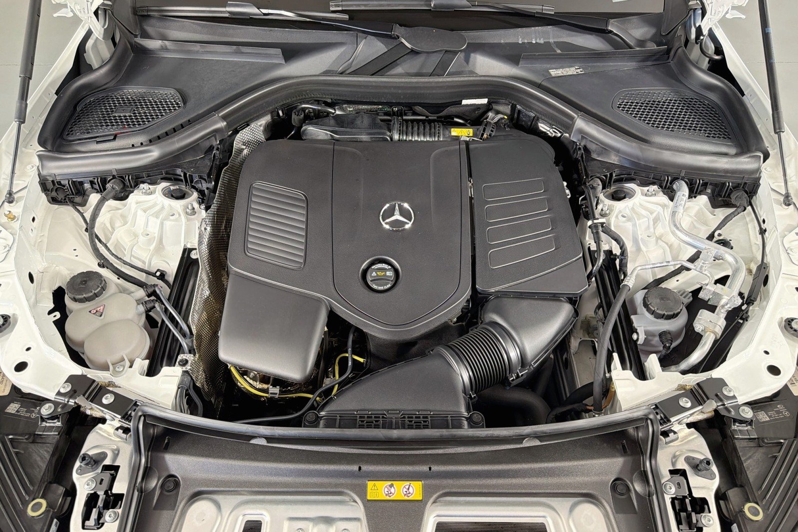 Certified Used 2026 Polar White Mercedes-Benz 300 image 12