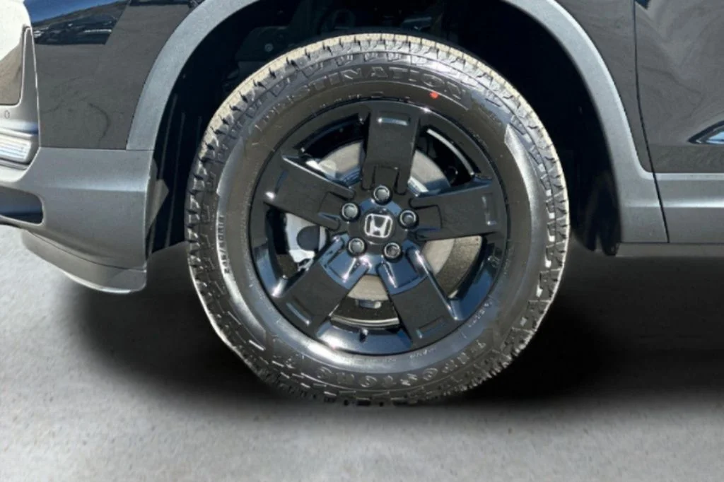 New 2026 Crystal Black Pearl Honda Black Edition image 32
