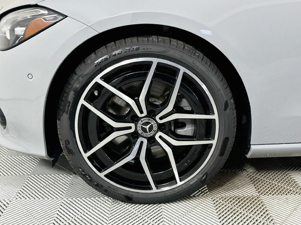 New 2027 MANUFAKTUR Alpine Grey Mercedes-Benz C 300 image 65