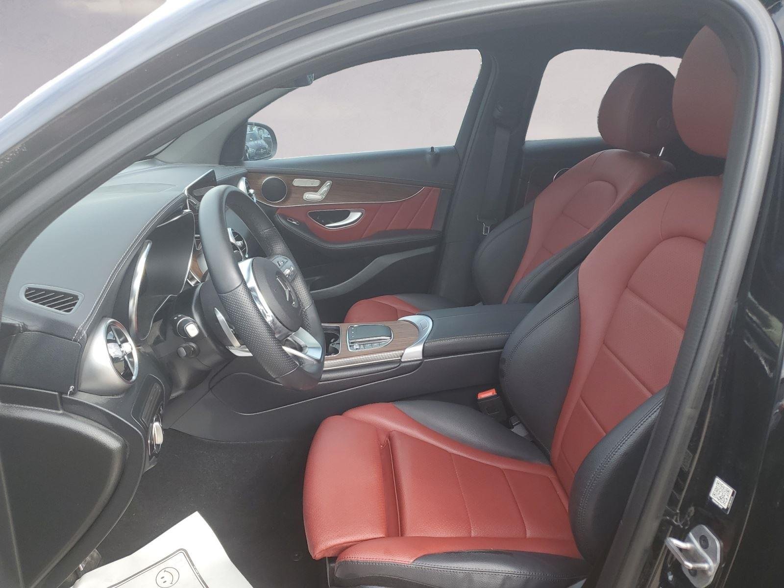 2022 Mercedes-Benz GLC Coupe GLC300 - Photo 9