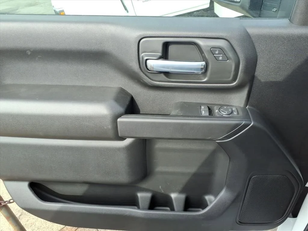 New 2025 Summit White Chevrolet Work Truck image 11