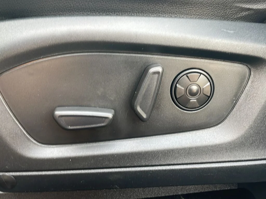 2021 Ford Explorer ST - Photo 14