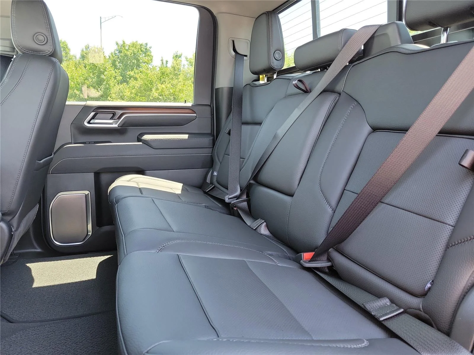 2026 GMC Sierra 2500HD Denali - Photo 13