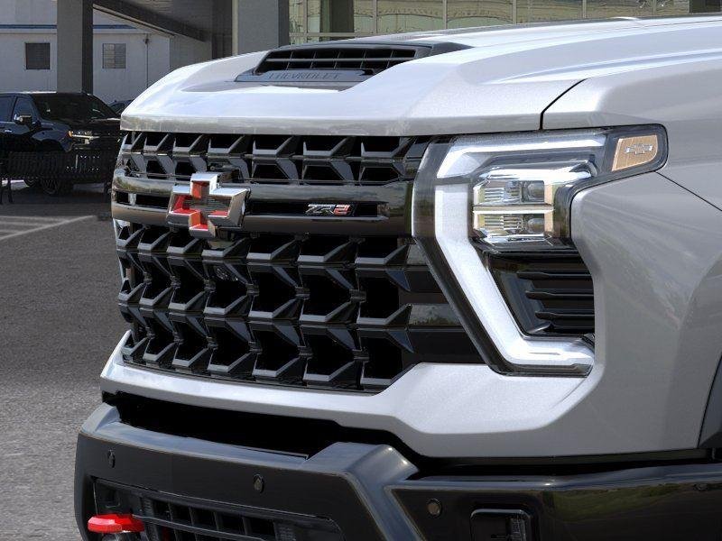 2026 Chevrolet Silverado 2500 HD ZR2 - Photo 13