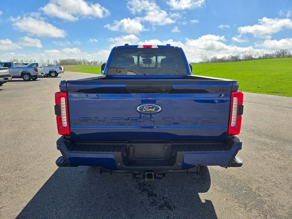 Used 2026 Blue Ford XL image 6