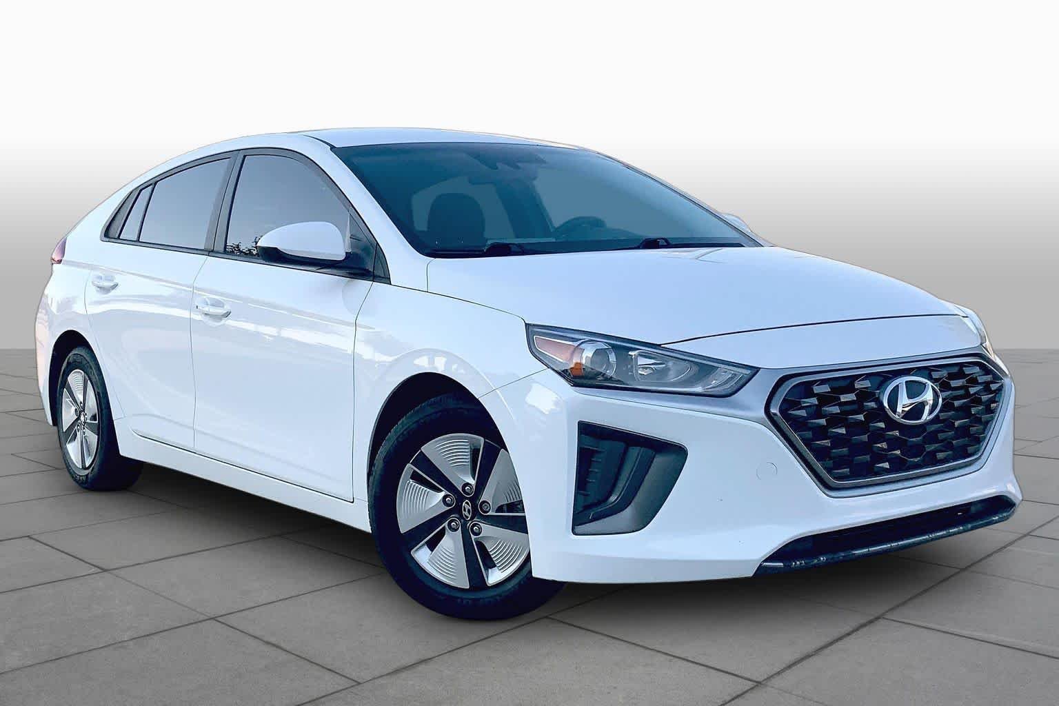 Used 2021 Ceramic White Hyundai Blue image 3