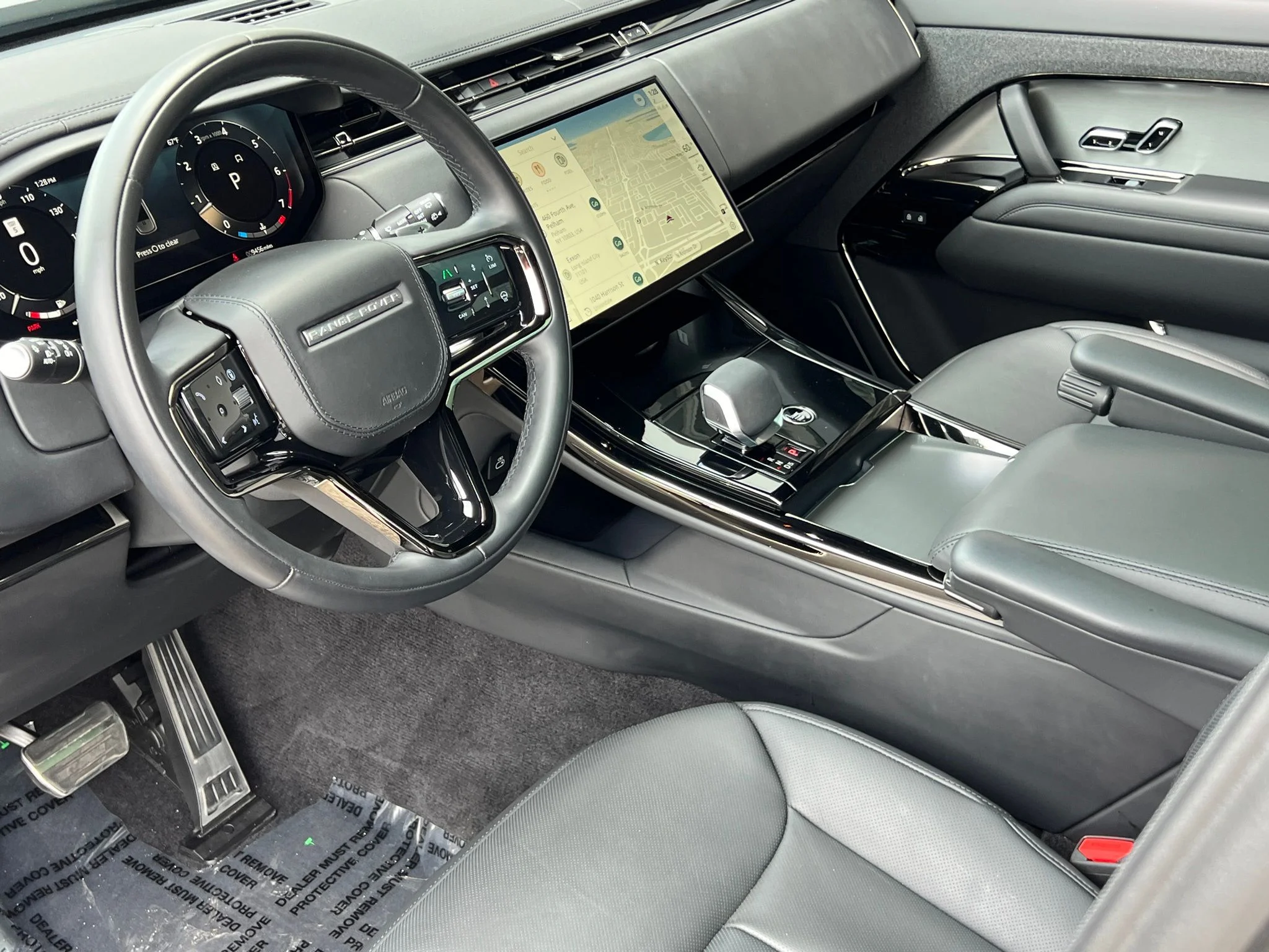 Used 2024 Gray Land Rover Dynamic SE image 22