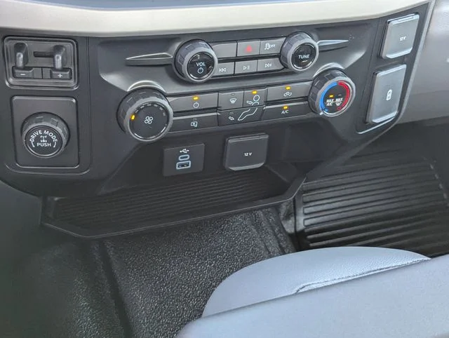 2026 Ford F-250 Super Duty XL - Photo 44