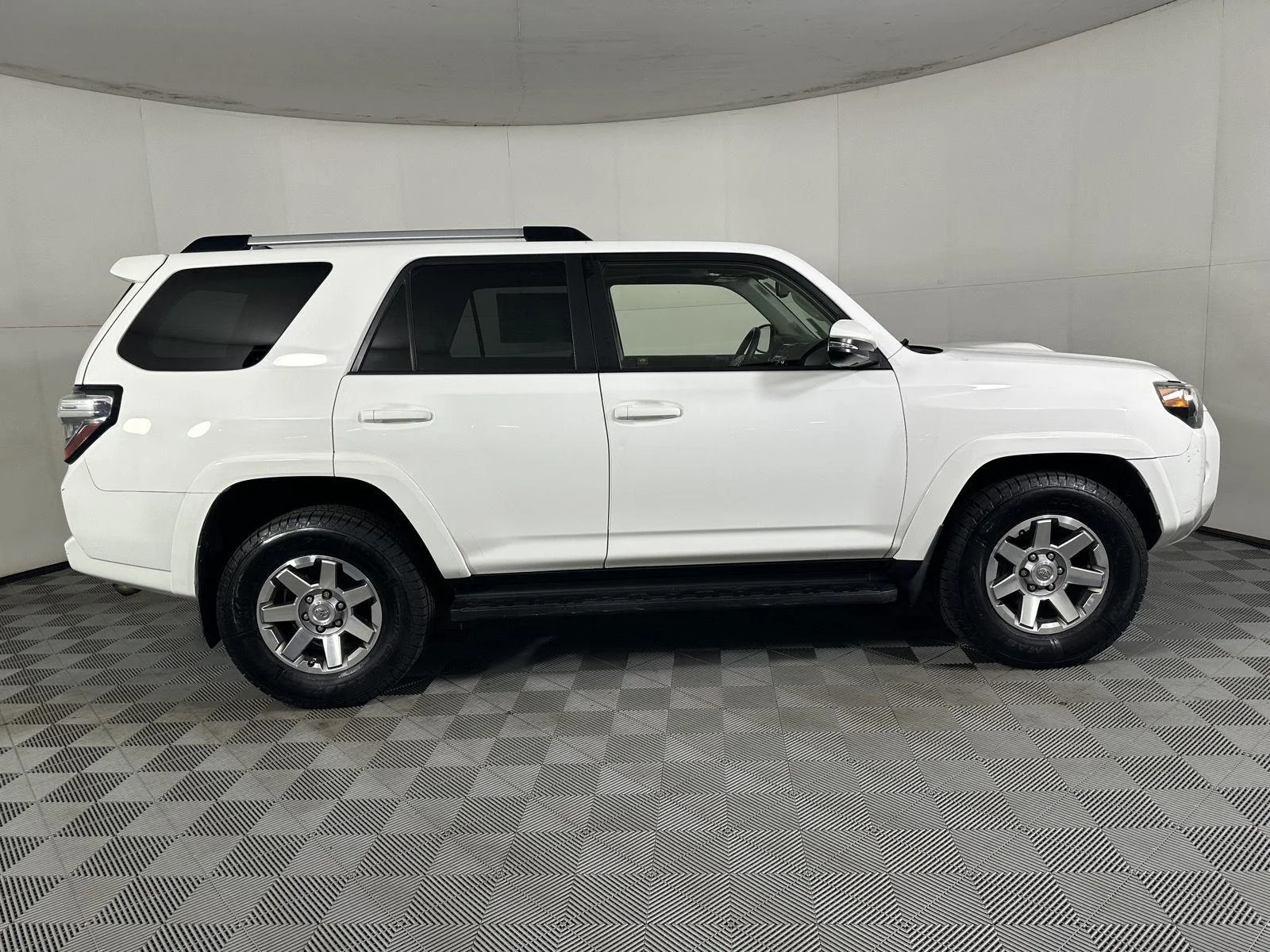 Used 2016 Super White Toyota Trail Premium image 13