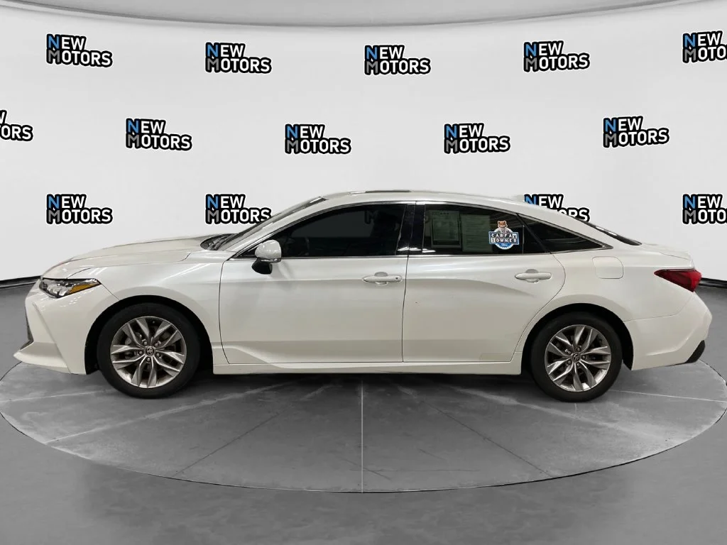 Used 2021 Pearl Toyota XLE image 2
