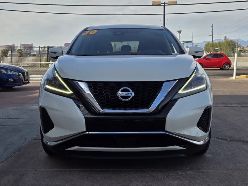 Used 2020 Pearl White Tricoat Nissan S image 5